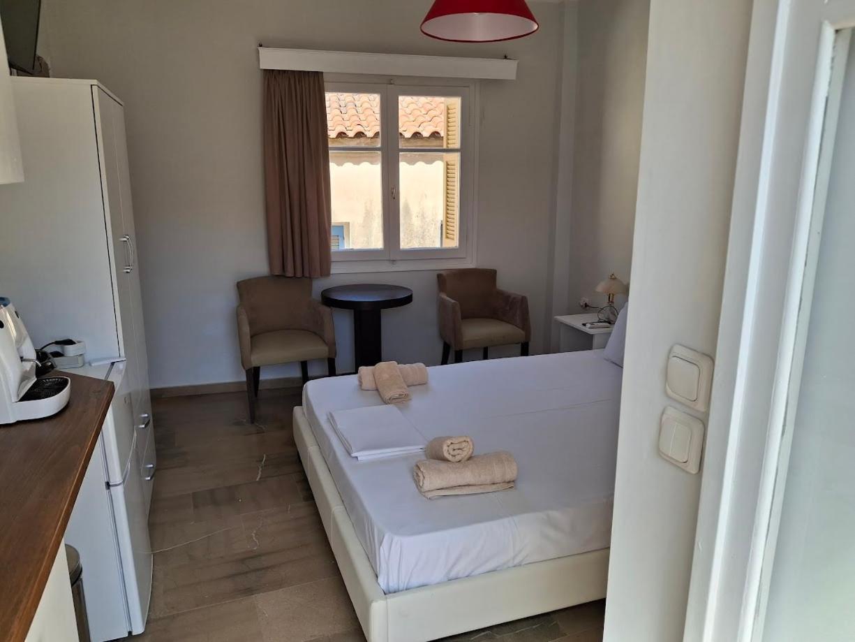 Nafpaktos Studio In Port Ιι Dış mekan fotoğraf